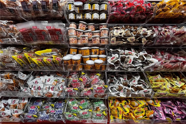 《养逸记休闲食品加盟 开启美味与财富的休闲新纪元》